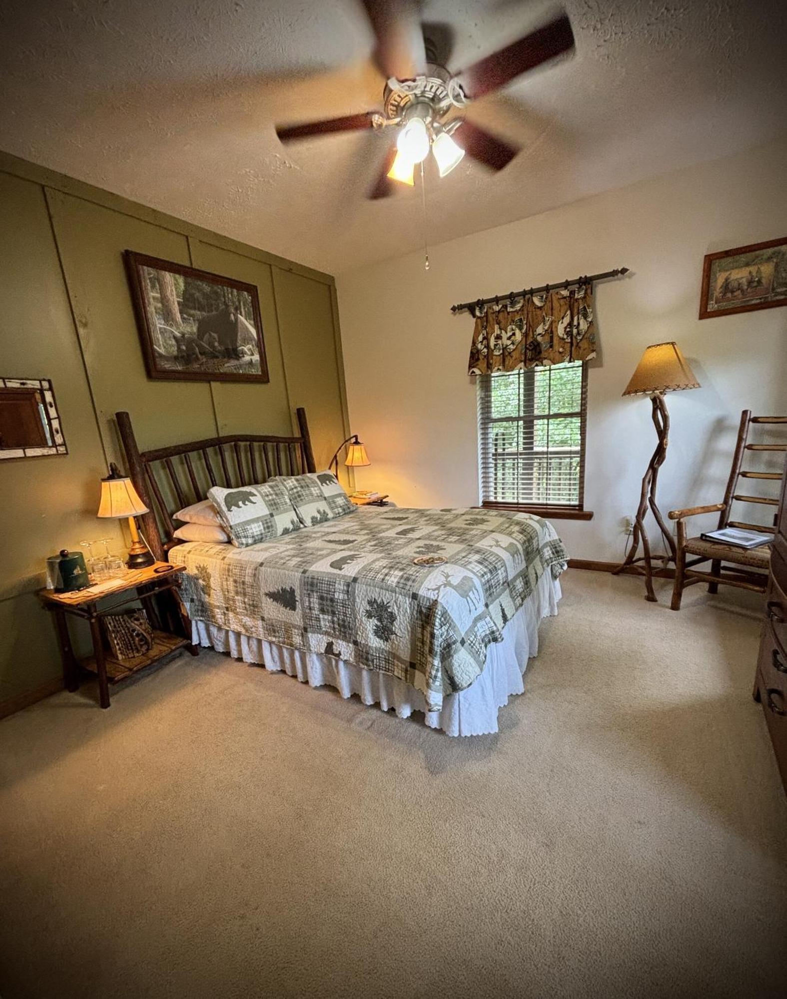 Long Mountain Lodge Bed & Breakfast Dahlonega Exterior foto