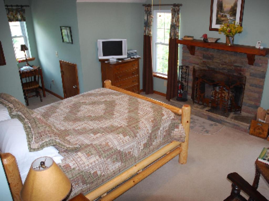 Long Mountain Lodge Bed & Breakfast Dahlonega Quarto foto