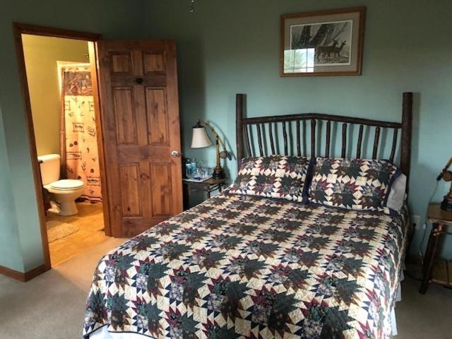 Long Mountain Lodge Bed & Breakfast Dahlonega Quarto foto